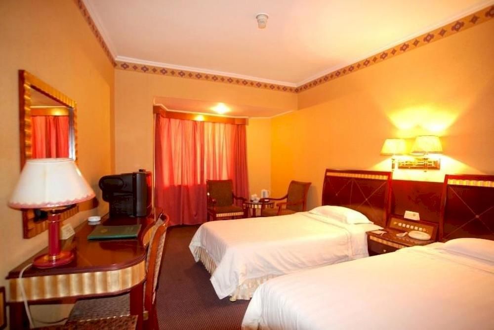 Chengdu Grand Hotel Exterior photo